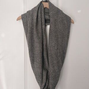 Old Navy: Gray & Black Infinity Scarf